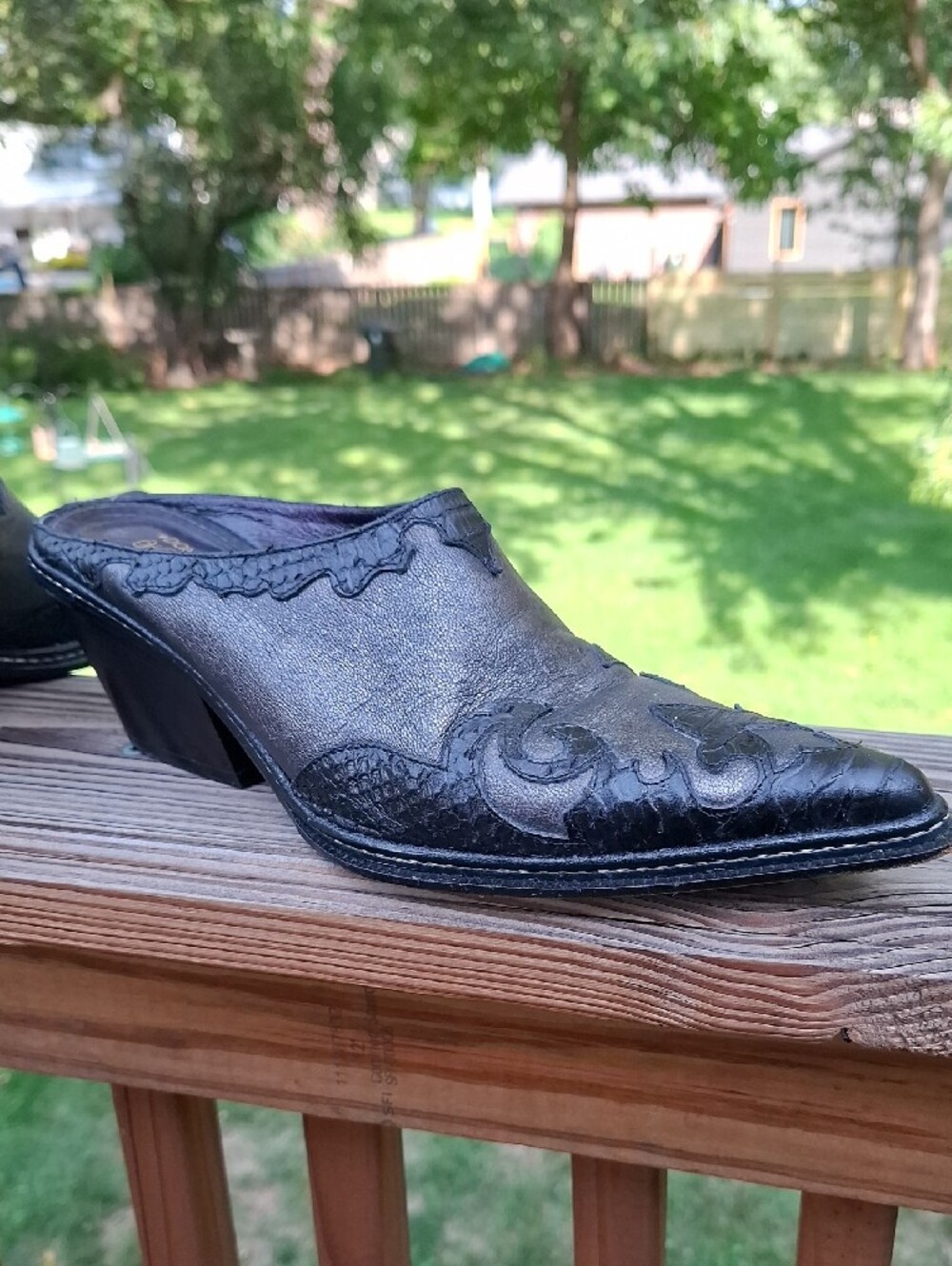 Donald J Pliner Black/Silver Leather Heeled Mules Sz 10 - Picture 2 of 13